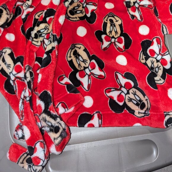 Red Minnie Mouse Robe - size 2T/3T - Picture 5 of 6